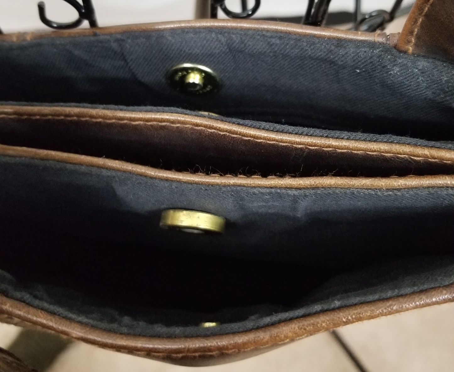 Liz Claiborne Cross Body Purse