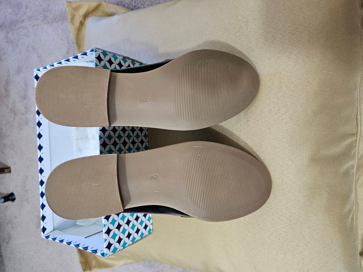 LIMELIGHT KILTIE Black Loafers with Tassels