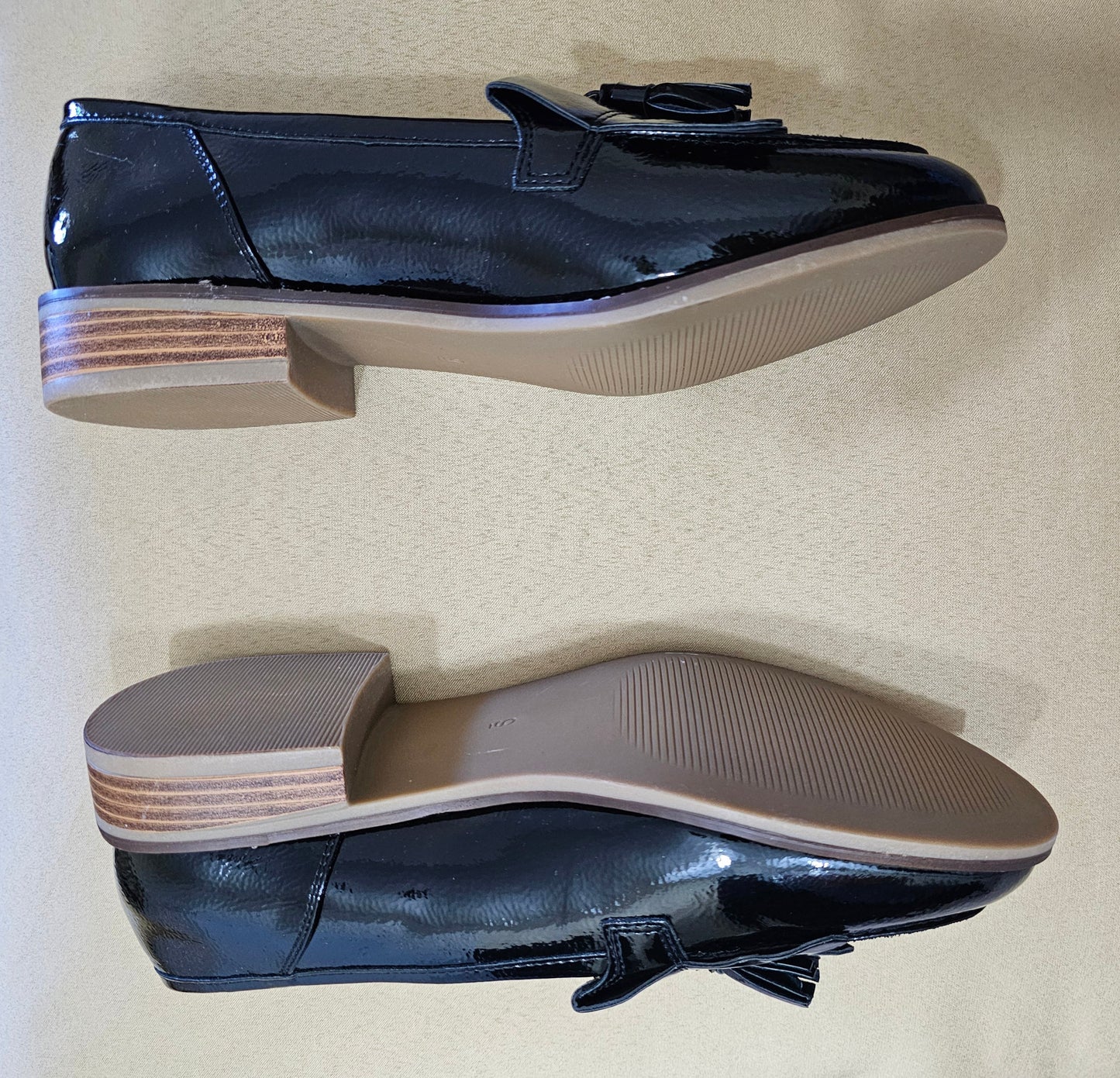 LIMELIGHT KILTIE Black Loafers with Tassels