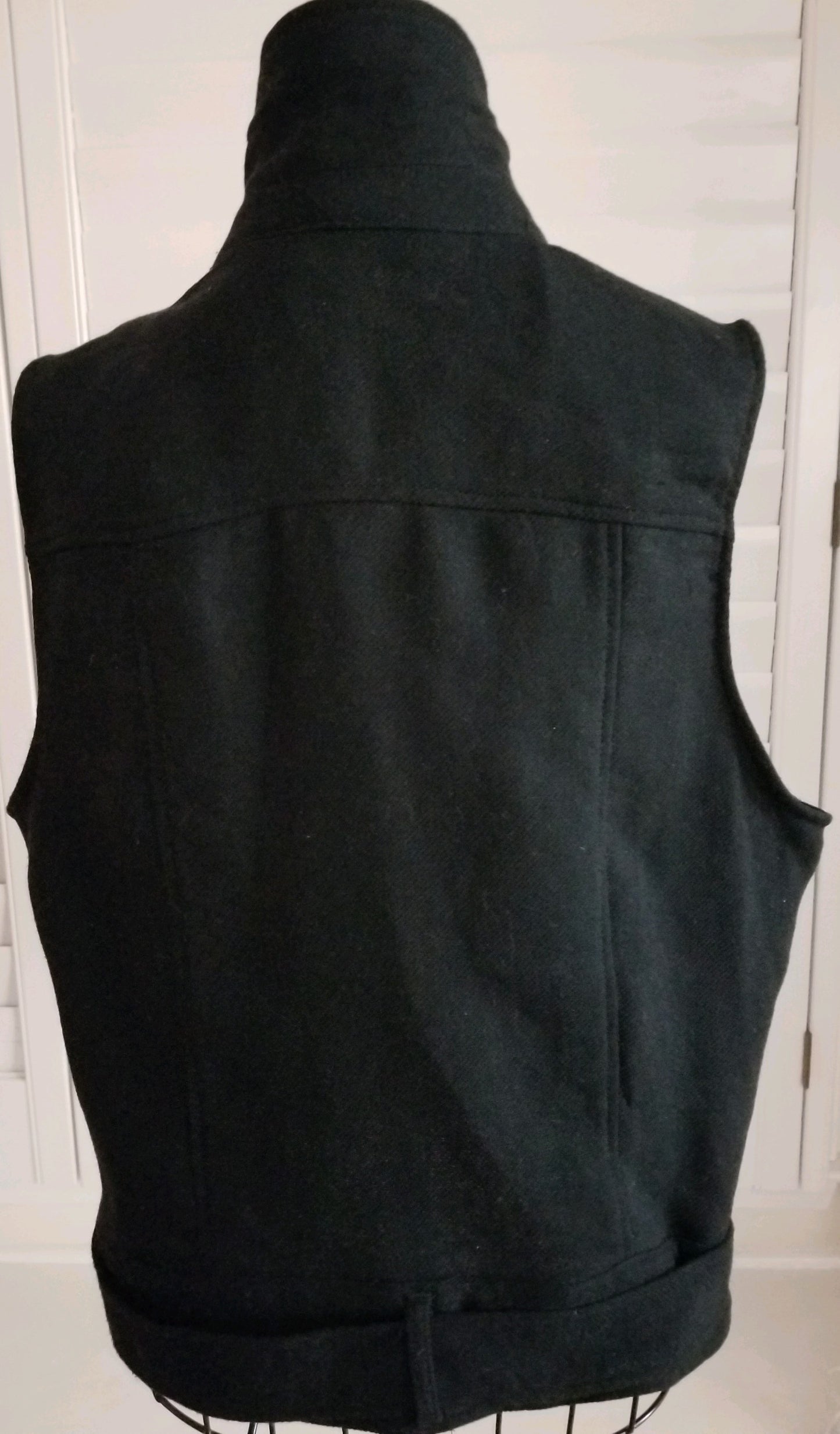 Black Vest Jacket - Sleeveless