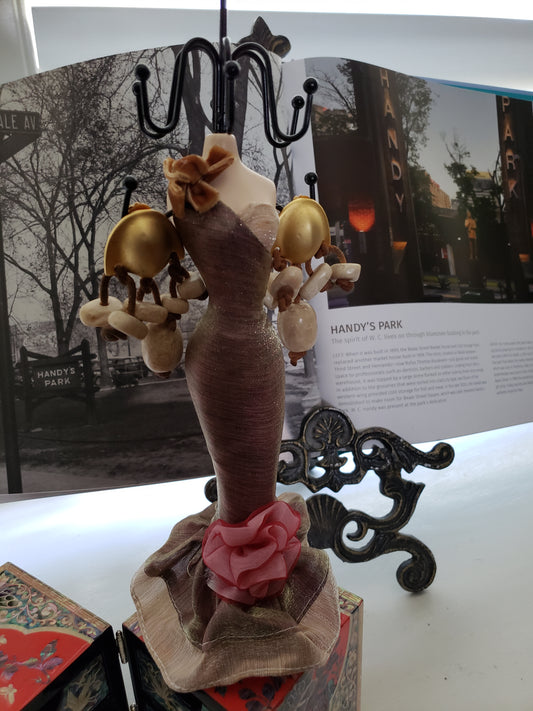 Gold Earrings with Beige Stones - Clip