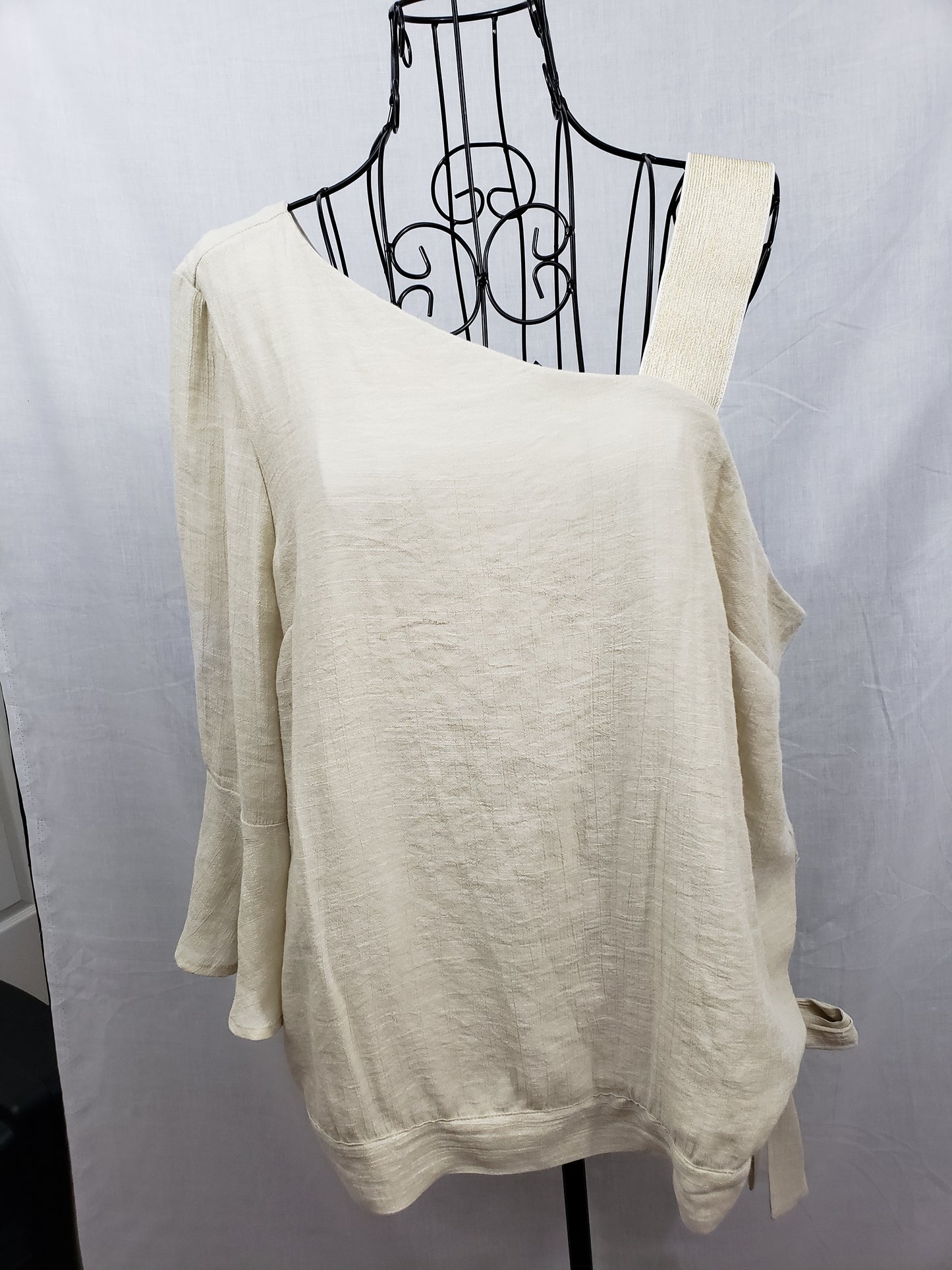 Suit 2 Piece Outfit - Thalia Sodi