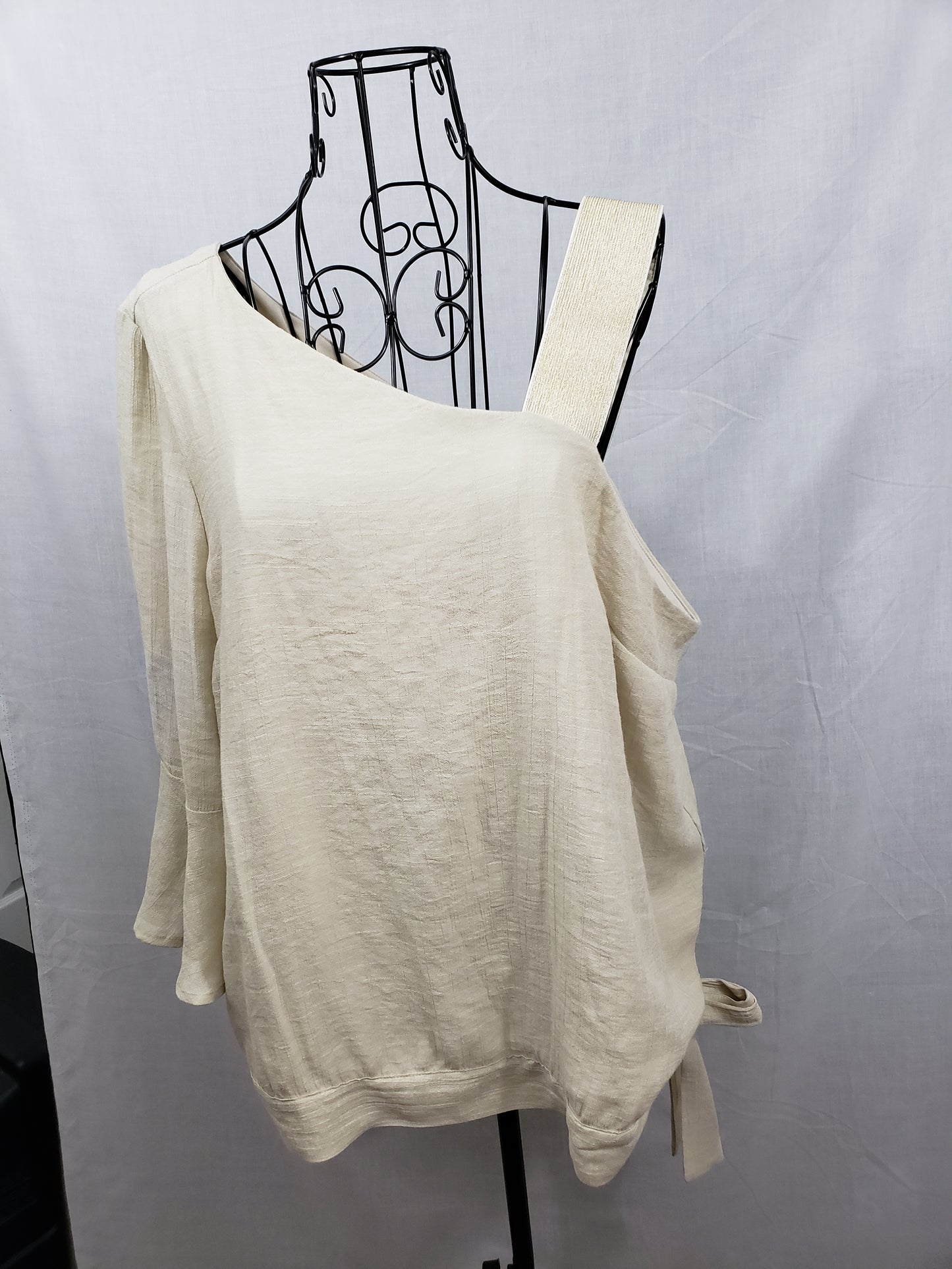 Suit 2 Piece Outfit - Thalia Sodi