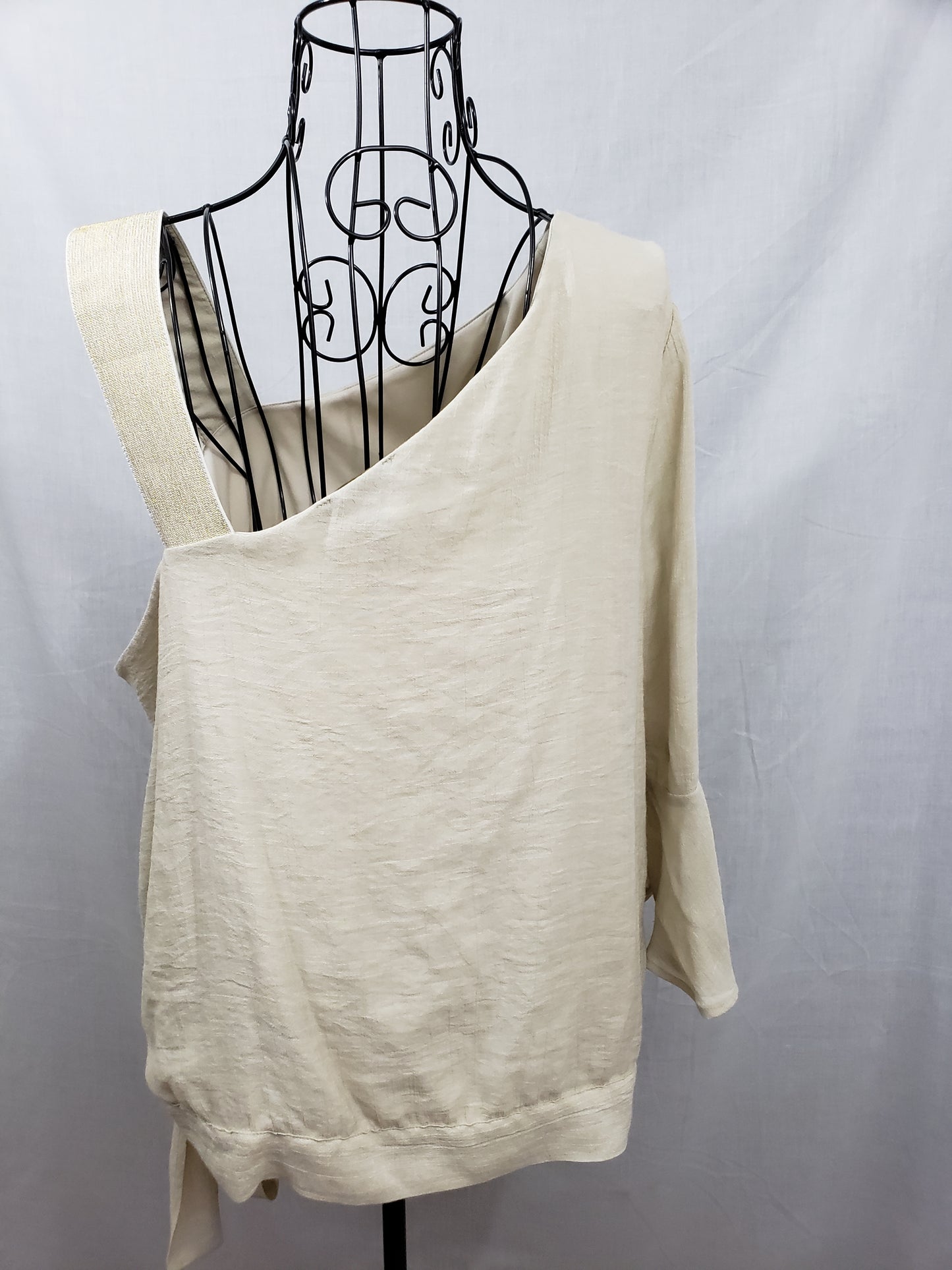 Suit 2 Piece Outfit - Thalia Sodi