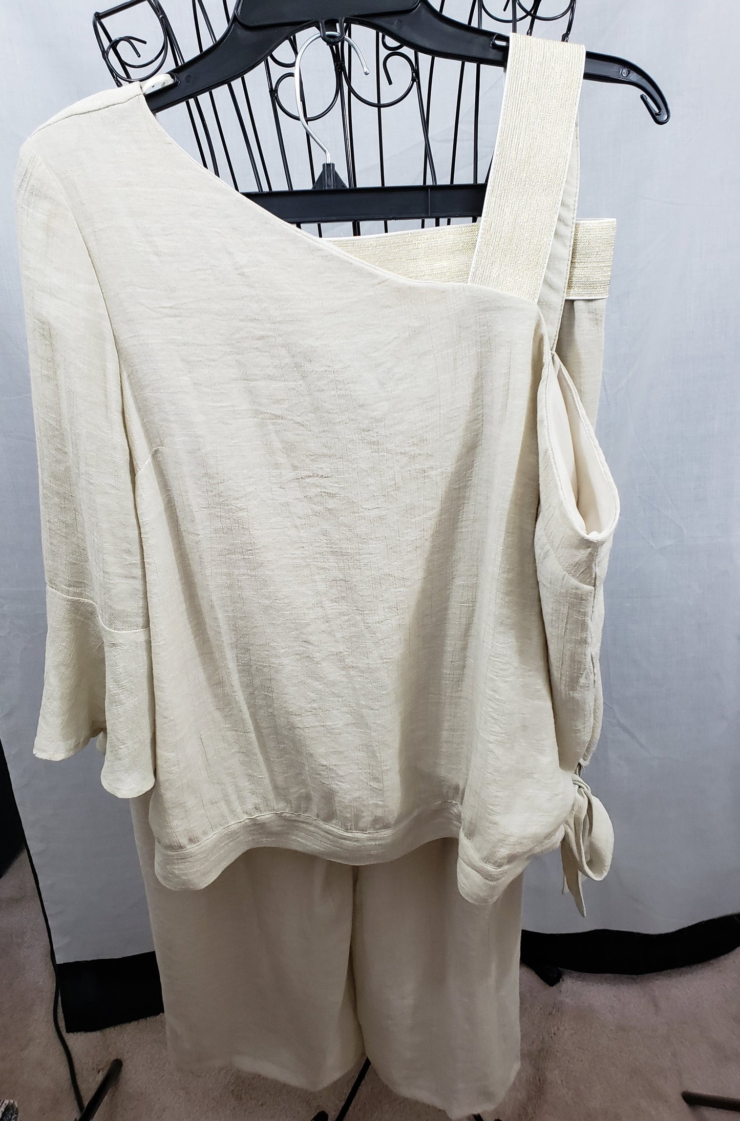 Suit 2 Piece Outfit - Thalia Sodi